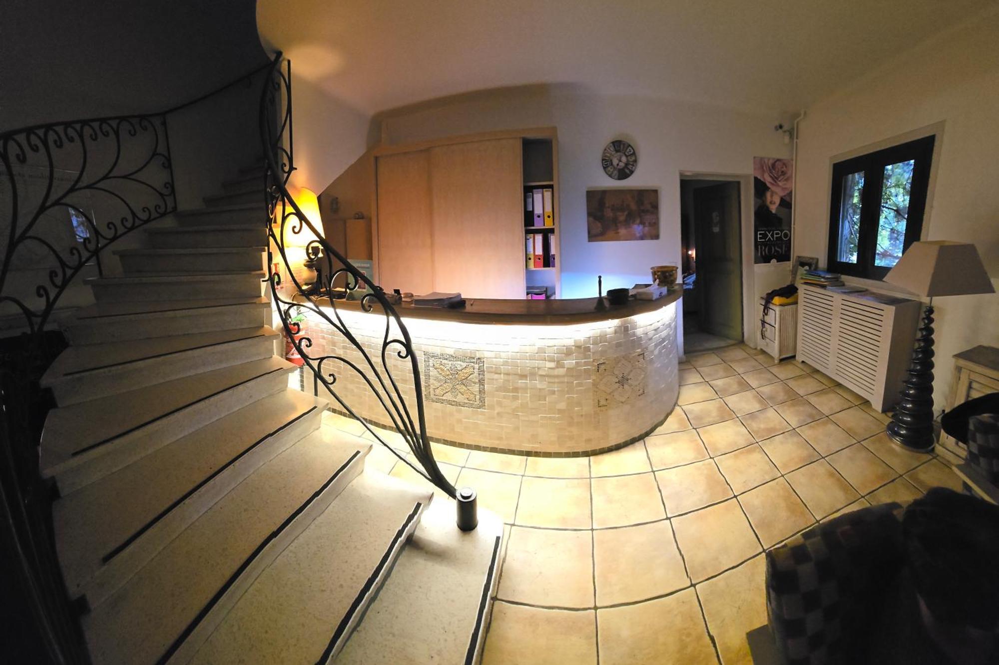 Auberge Les Aromes Grasse Exterior photo