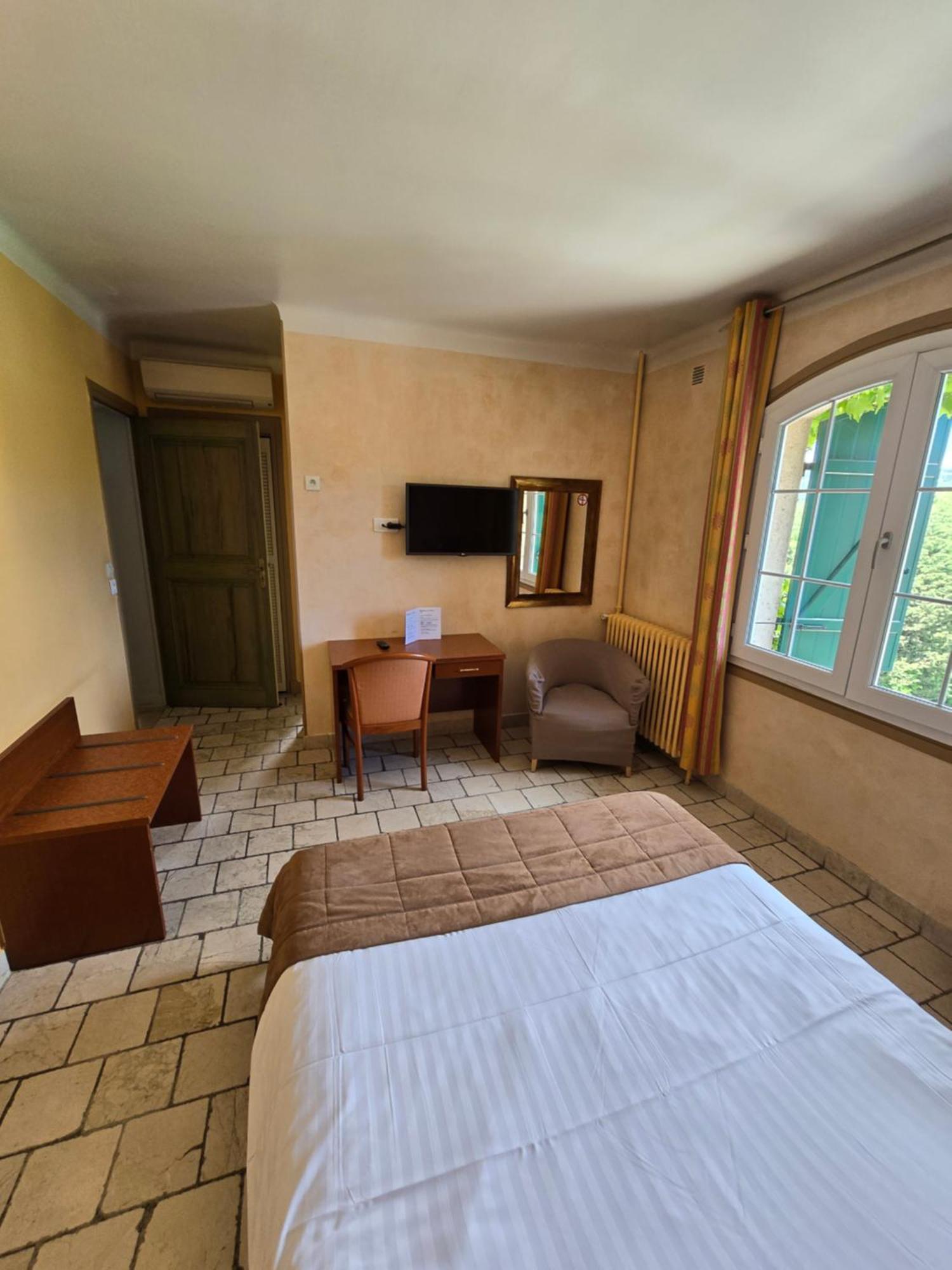 Auberge Les Aromes Grasse Exterior photo