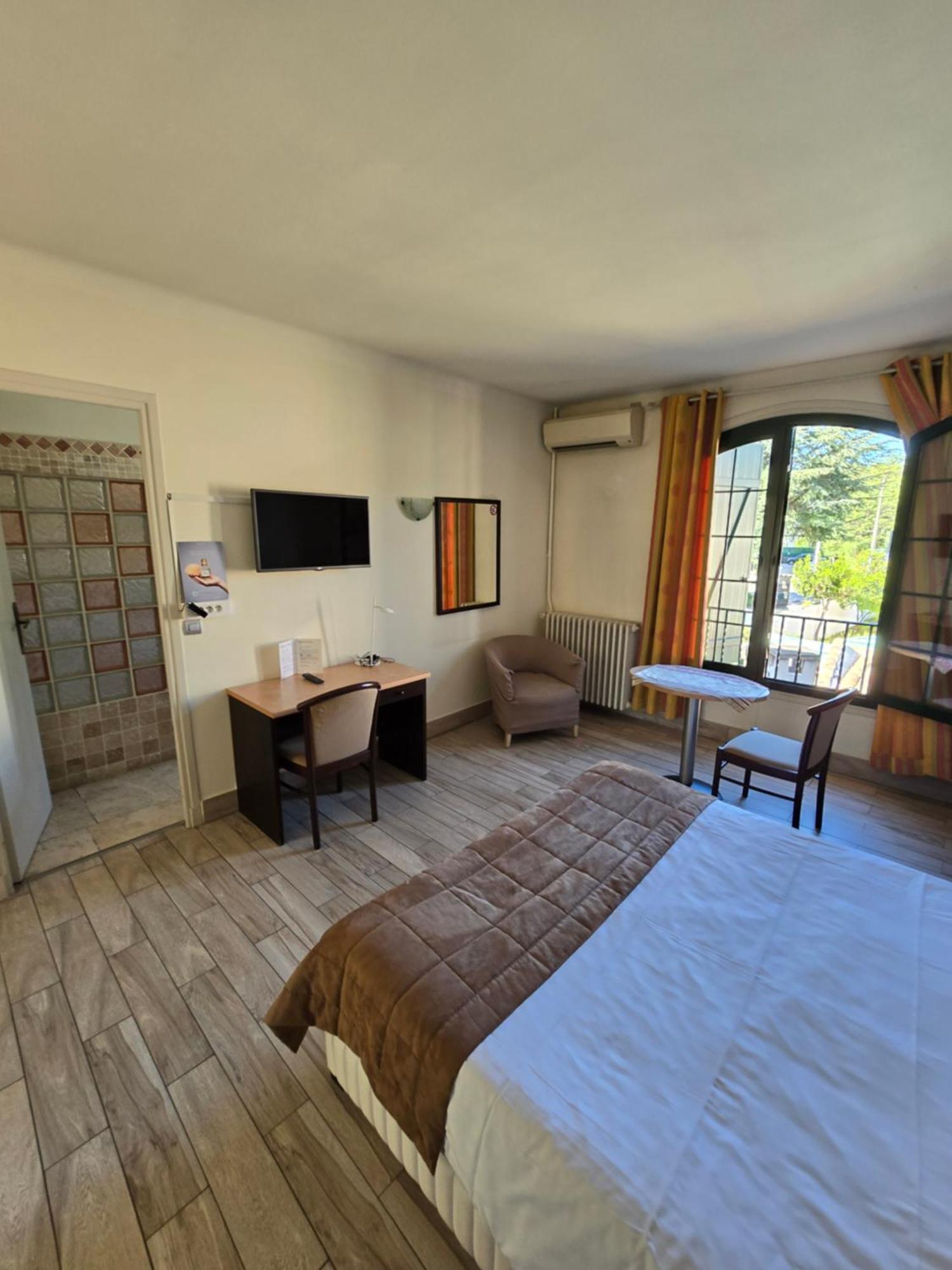 Auberge Les Aromes Grasse Exterior photo