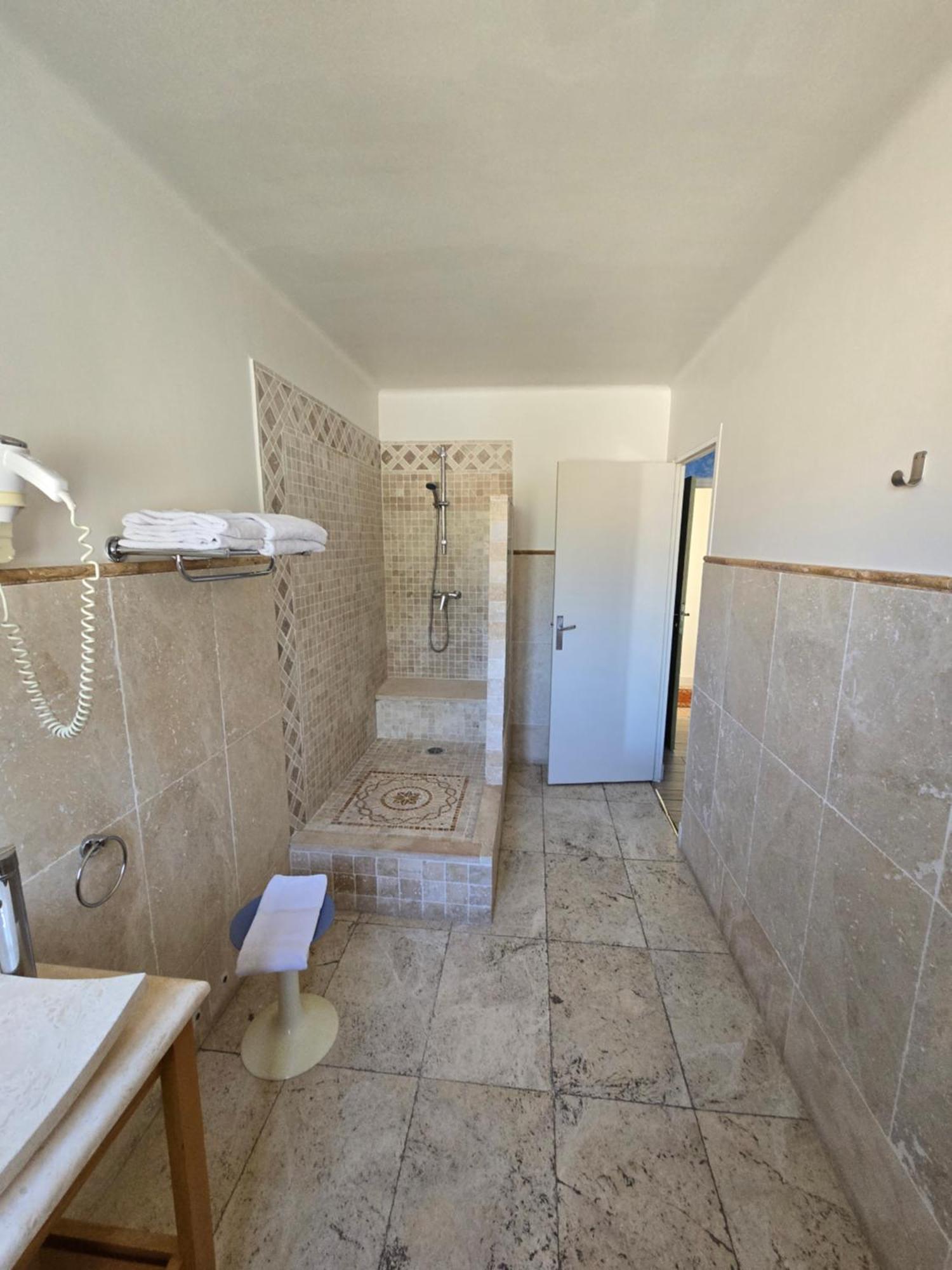 Auberge Les Aromes Grasse Exterior photo