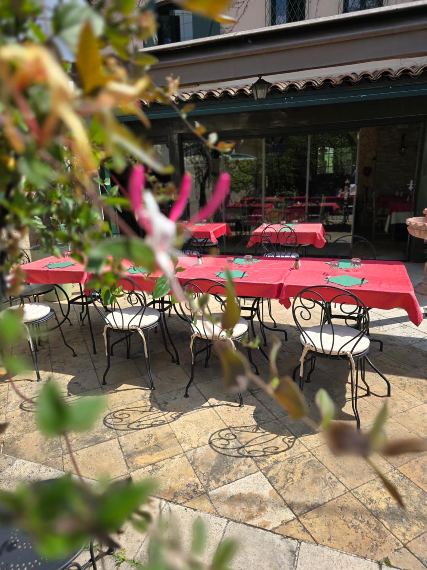 Auberge Les Aromes Grasse Exterior photo